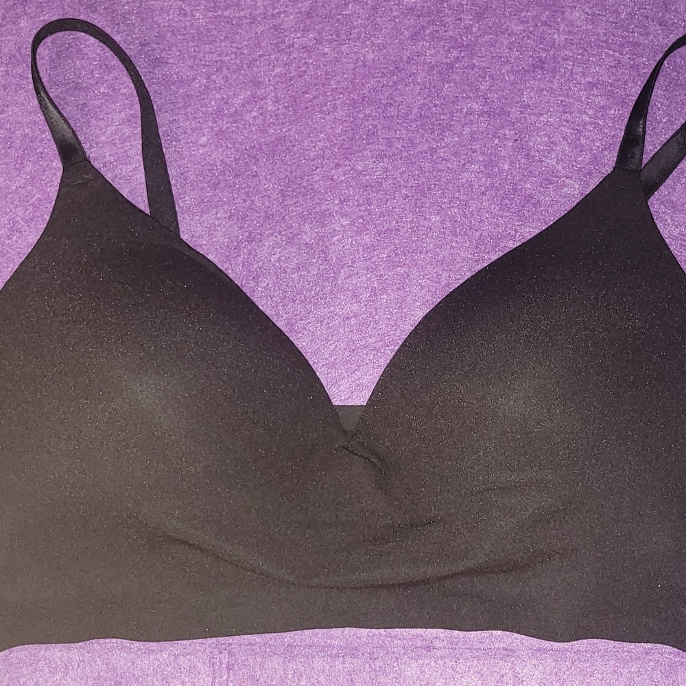 Victoria's Secret Loungin' Wireless Push-Up Bra